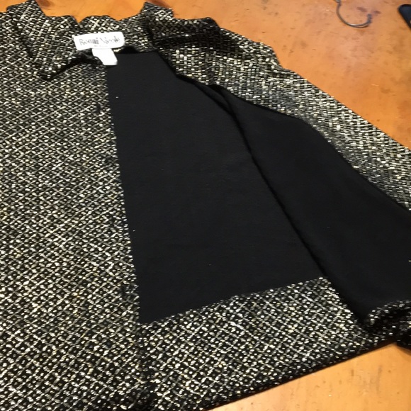 Ronni Nicole Vintage Black & Gold Glitter Blouse - Host Pick - Picture 10 of 16